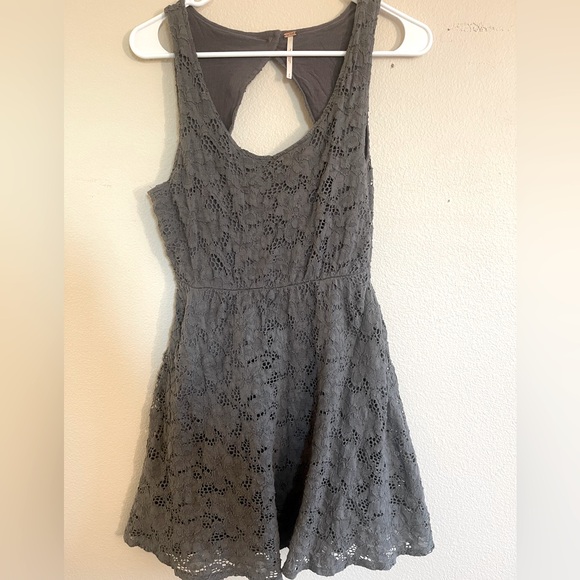 Free People Open Back Embroidered Dress w/Liner size Small - Picture 1 of 6